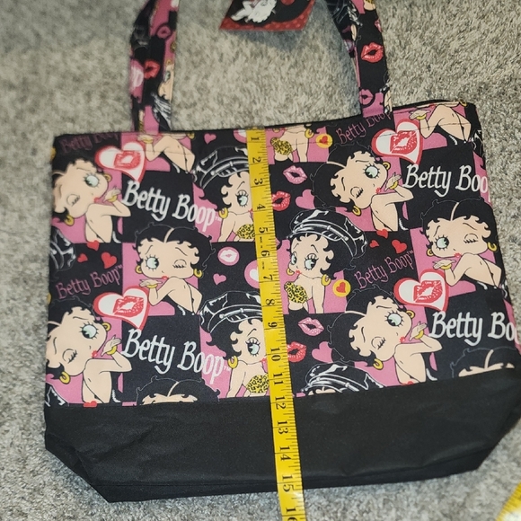 Betty Boop Black and Pink Floral Tote - Picture 13 of 14